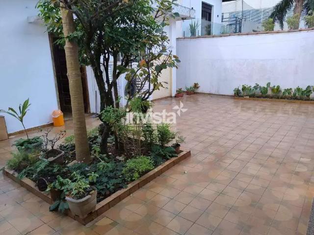 Casa / Sobrado para Locação em Santos/SP Embaré 4 Quartos