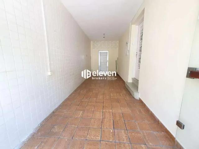 Casa / Sobrado para Locação em Santos/SP Embaré 4 Quartos
