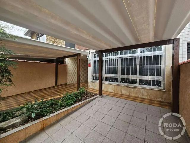 Casa / Sobrado para Locação em Santos/SP Embaré 5 Quartos