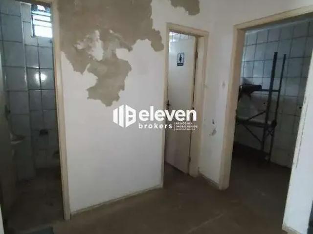 Casa / Sobrado para Locação em Santos/SP Estuário