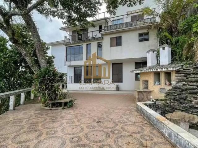 Casa / Sobrado para Locação em Santos/SP José Menino 6 Quartos