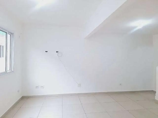 Casa / Sobrado para Locação em Santos/SP Macuco 2 Quartos
