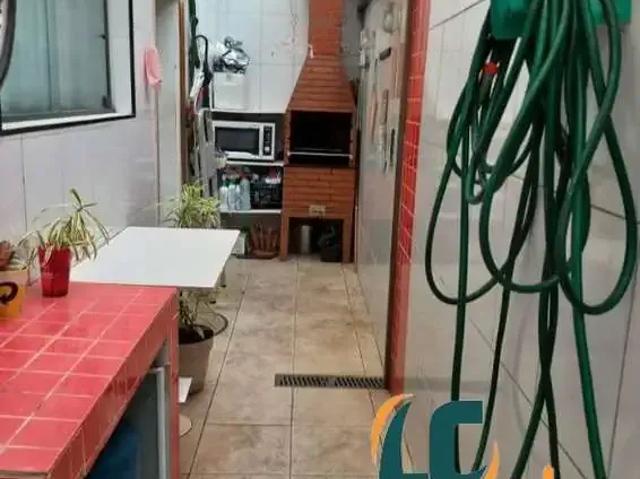 Casa / Sobrado para Locação em Santos/SP Macuco 3 Quartos