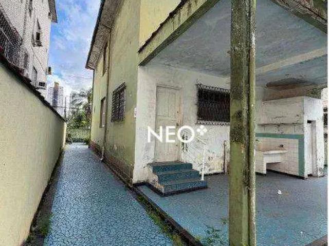 Casa / Sobrado para Locação em Santos/SP Macuco 4 Quartos