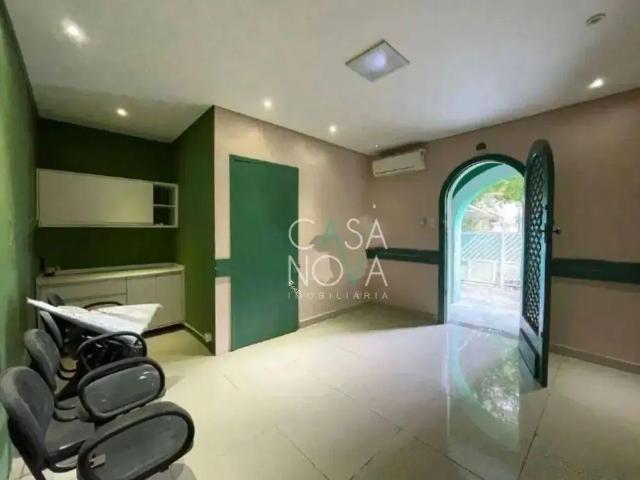 Casa / Sobrado para Locação em Santos/SP Pompéia 3 Quartos