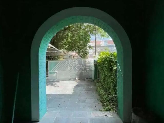 Casa / Sobrado para Locação em Santos/SP Pompéia 3 Quartos