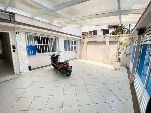 Casa / Sobrado para Locação em Santos/SP Ponta da Praia 3 Quartos