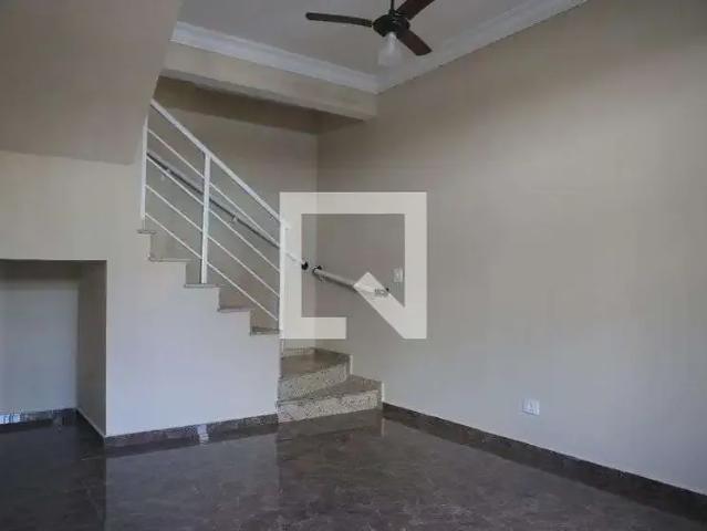 Casa / Sobrado para Locação em Santos/SP Ponta da Praia 3 Quartos