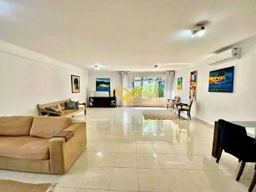 Casa / Sobrado para Locação em Santos/SP Ponta da Praia 3 Quartos