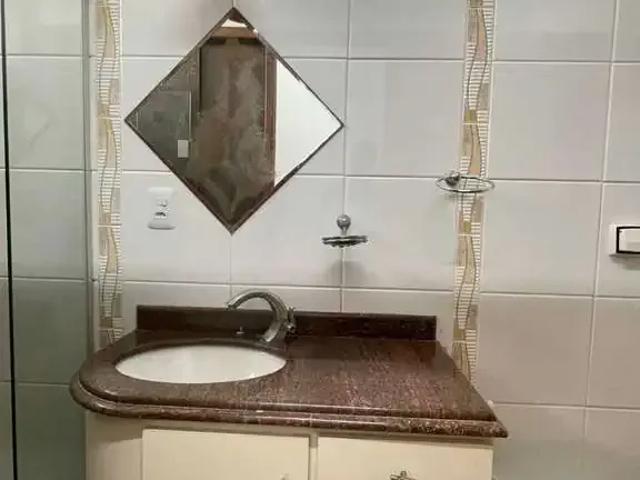 Casa / Sobrado para Locação em Santos/SP Ponta da Praia 3 Quartos