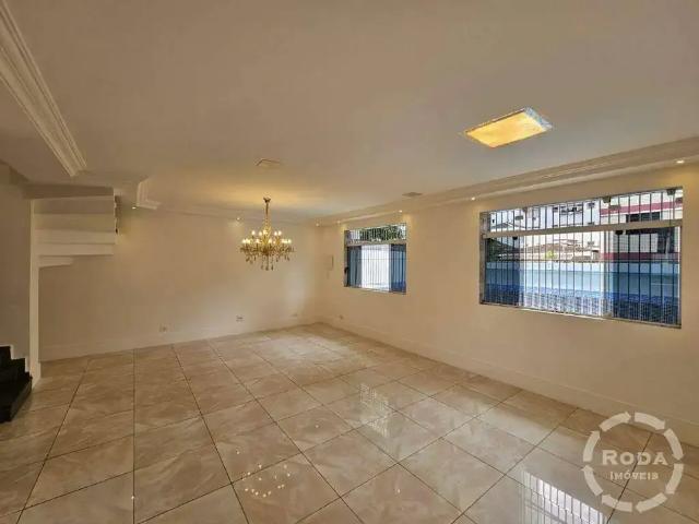 Casa / Sobrado para Locação em Santos/SP Ponta da Praia 4 Quartos