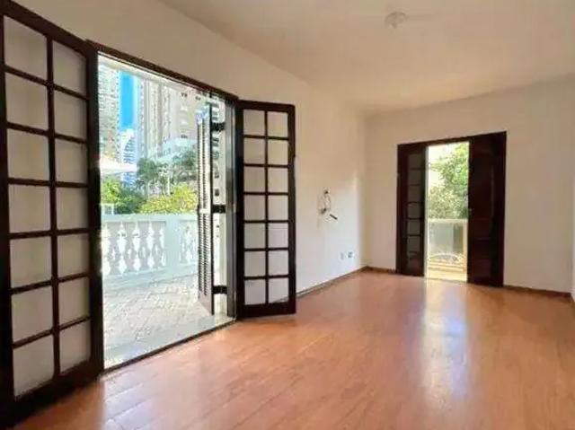 Casa / Sobrado para Locação em Santos/SP Ponta da Praia 4 Quartos