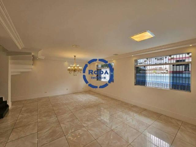 Casa / Sobrado para Locação em Santos/SP Ponta da Praia 4 Quartos