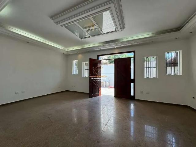 Casa / Sobrado para Locação em Santos/SP Ponta da Praia 4 Quartos