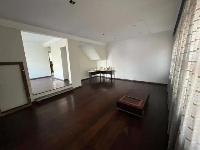 Casa / Sobrado para Locação em Santos/SP Ponta da Praia 5 Quartos
