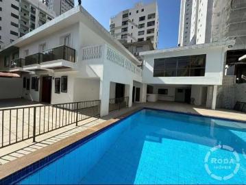 Casa / Sobrado para Locação em Santos/SP Ponta da Praia 5 Quartos