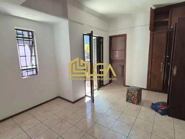 Casa / Sobrado para Locação em Santos/SP Ponta da Praia 5 Quartos