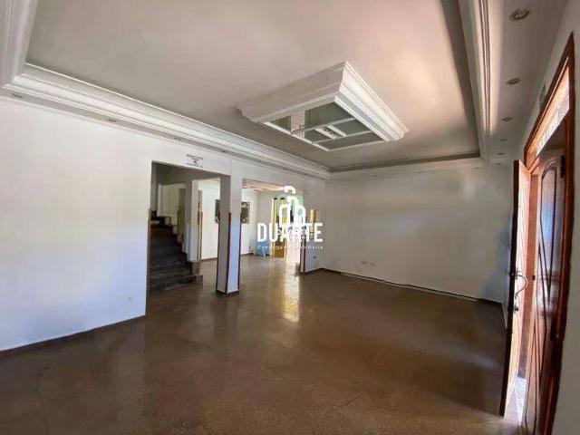 Casa / Sobrado para Locação em Santos/SP Ponta da Praia 6 Quartos