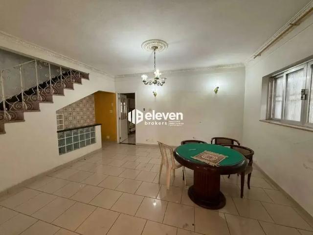 Casa / Sobrado para Locação em Santos/SP Ponta da Praia 6 Quartos