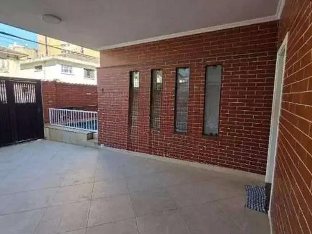 Casa / Sobrado para Locação em Santos/SP Ponta da Praia