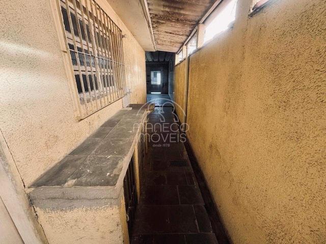 Casa / Sobrado para Locação em Santos/SP Rádio Clube