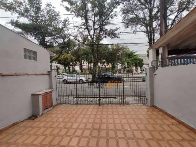 Casa / Sobrado para Locação em Santos/SP Vila Belmiro 2 Quartos