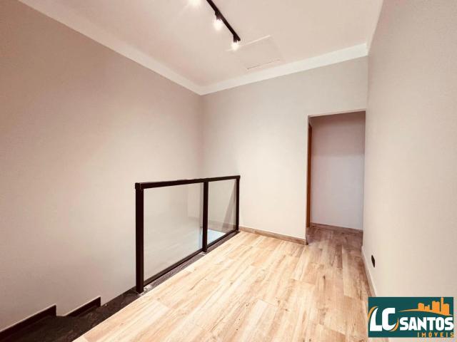 Casa / Sobrado para Locação em Santos/SP Vila Mathias 3 Quartos