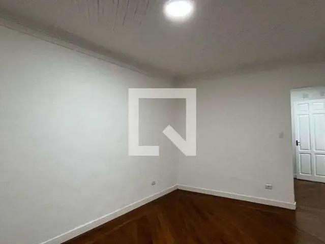 Casa / Sobrado para Locação em Santos/SP Vila Mathias 6 Quartos
