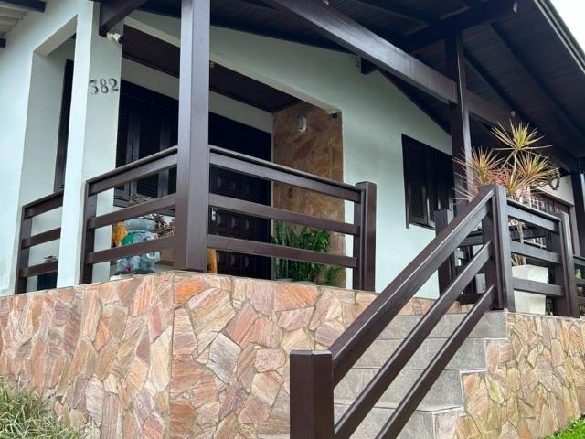 Casa / Sobrado para Locação em Santa Cruz do Sul/RS Belvedere 3 Quartos