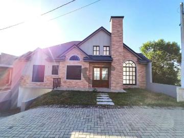 Casa / Sobrado para Locação em Santa Cruz do Sul/RS Country 3 Quartos