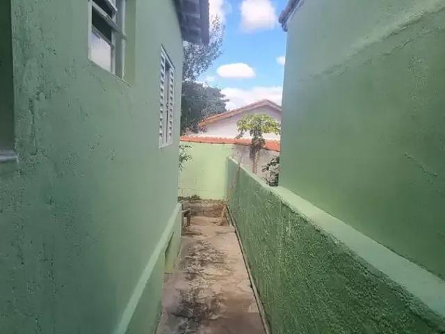 Casa / Sobrado para Locação em Santa Branca/SP Centro 2 Quartos