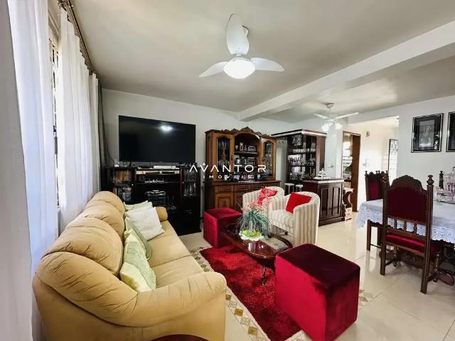 Casa / Sobrado para Locação em Santa Maria/RS Centro 3 Quartos