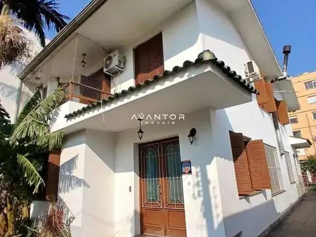 Casa / Sobrado para Locação em Santa Maria/RS Centro 4 Quartos