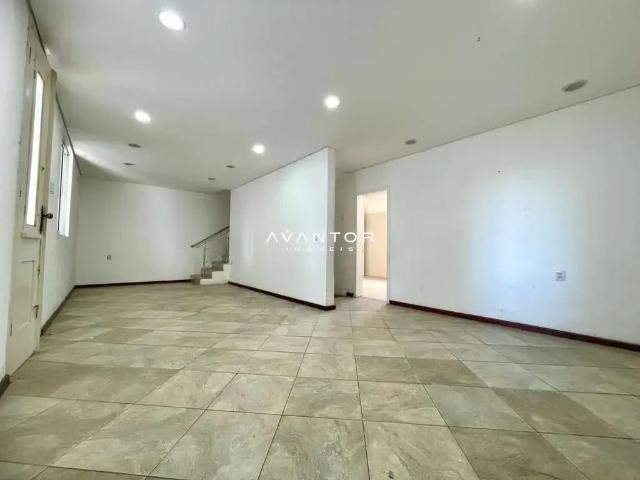 Casa / Sobrado para Locação em Santa Maria/RS Centro 5 Quartos