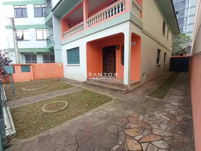 Casa / Sobrado para Locação em Santa Maria/RS Nossa Senhora de Fátima 4 Quartos