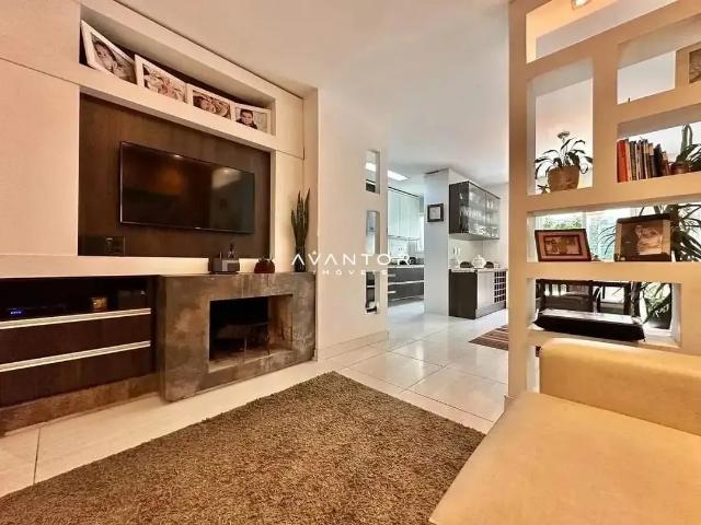 Casa / Sobrado para Locação em Santa Maria/RS São José 3 Quartos