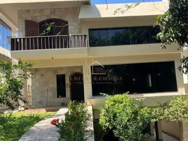 Casa / Sobrado para Locação em Santana de Parnaíba/SP Alphaville 4 Quartos