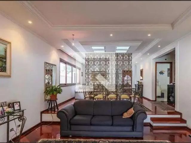 Casa / Sobrado para Locação em Santana de Parnaíba/SP Alphaville 4 Quartos