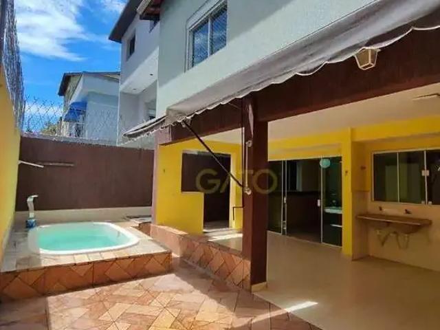 Casa / Sobrado para Locação em Santana de Parnaíba/SP Ipês Polvilho 3 Quartos