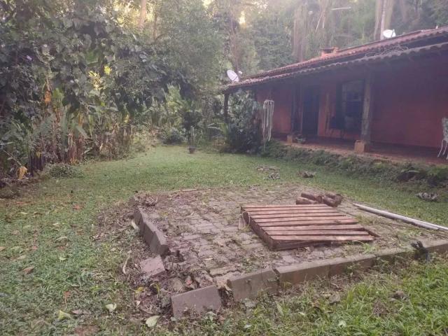 Casa / Sobrado para Locação em Santana de Parnaíba/SP Suru 3 Quartos