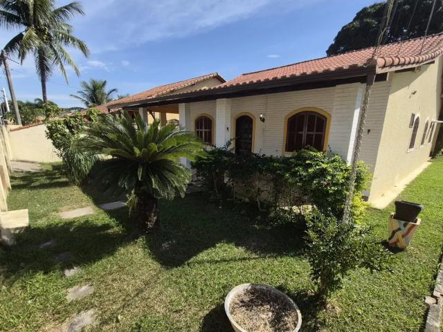 Casa / Sobrado para Locação em Saquarema/RJ Boqueirão 3 Quartos