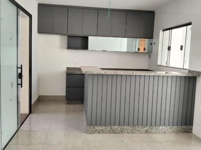Casa / Sobrado para Locação em Sarandi/PR Ecovalley Ecologic City 3 Quartos