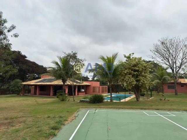 Casa / Sobrado para Locação em Senador Canedo/GO Condomínio Alto da Boa Vista 3 Quartos