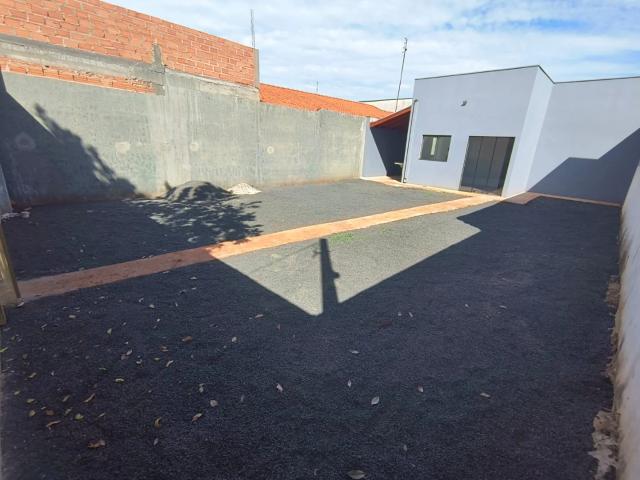 Casa / Sobrado para Locação em Sertãozinho/SP Villa Romana 2 Quartos