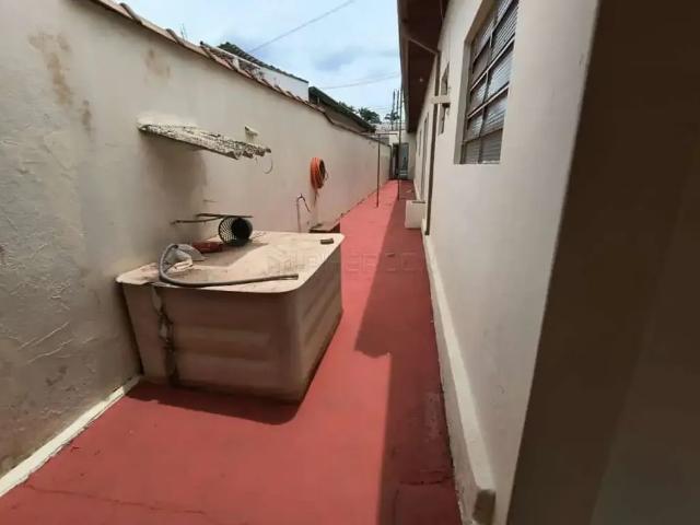 Casa / Sobrado para Locação em Sertãozinho/SP Centro 3 Quartos