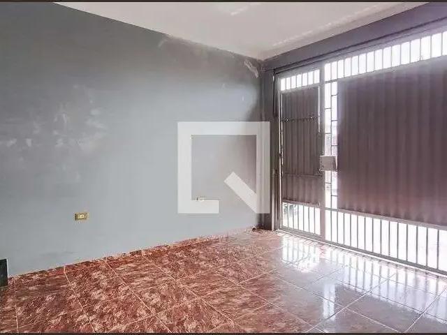 Casa / Sobrado para Locação em Suzano/SP Cidade Edson 2 Quartos