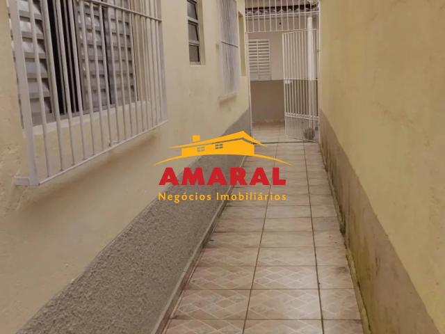 Casa / Sobrado para Locação em Suzano/SP Jardim Míriam 3 Quartos