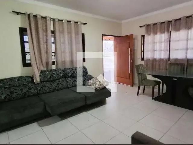 Casa / Sobrado para Locação em Suzano/SP Jardim São José 3 Quartos
