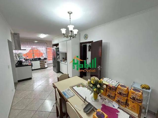 Casa / Sobrado para Locação em Suzano/SP Parque do Colégio 4 Quartos