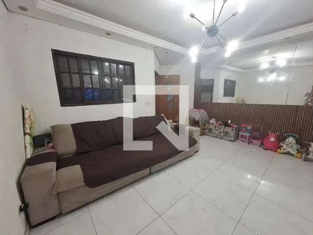 Casa / Sobrado para Locação em Suzano/SP Vila Amorim 2 Quartos